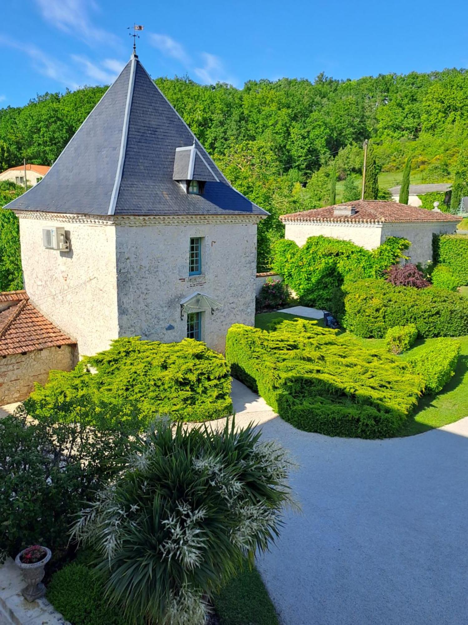 La Maison De Maitre Sainte-Livrade-sur-Lot Buitenkant foto